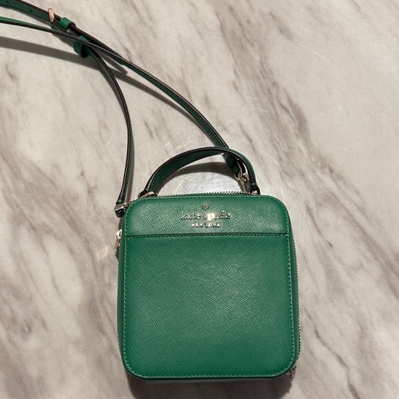 Kate Spade Vibrant Green Crossbody Bag - Picture 2 of 5